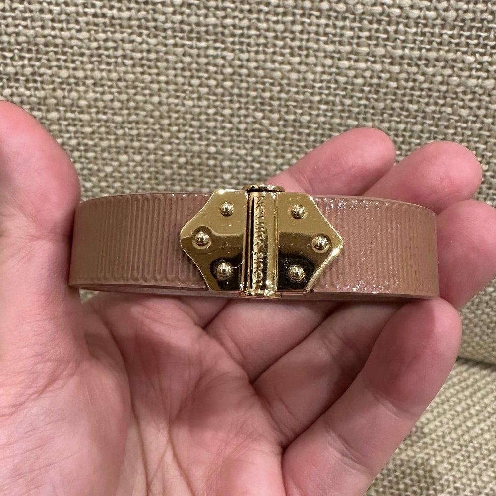 Louis Vuitton Nano Bracelet - Nude/Pink